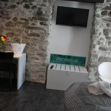 Hotel Porta Verzasca *