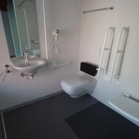 Porta Verzasca Szálloda *