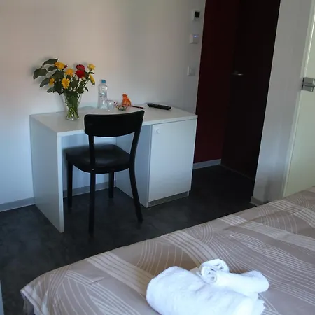 Szálloda Porta Verzasca *