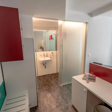 Porta Verzasca Szálloda Gordola